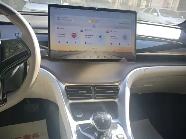 BYD Song Pro — Фото автомобиля 12
