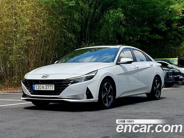 Фотография автомобиля — Hyundai AVANTE
