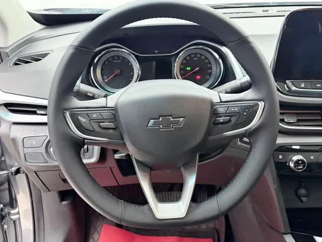 Chevrolet Orlando — Фото автомобиля 11