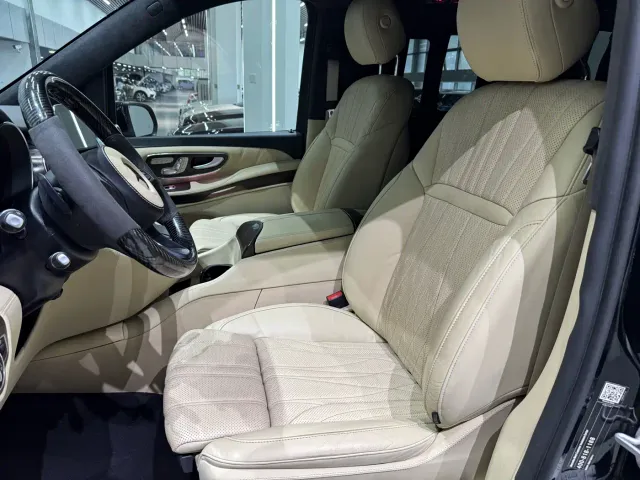 Mercedes-Benz V-Class — Фото автомобиля 19
