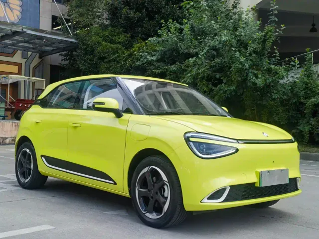 Dongfeng Yipai Nano 01 2024 430 Plus Smart+ — Фото автомобиля 3