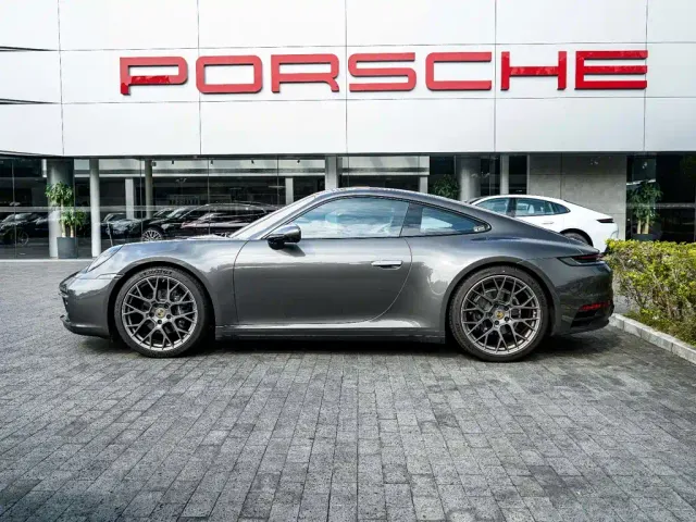 Porsche 911 — Фото автомобиля 10