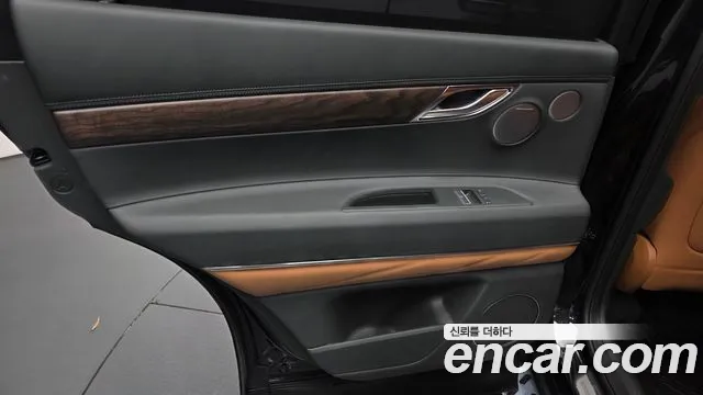 Genesis GV80 — Фото автомобиля 14