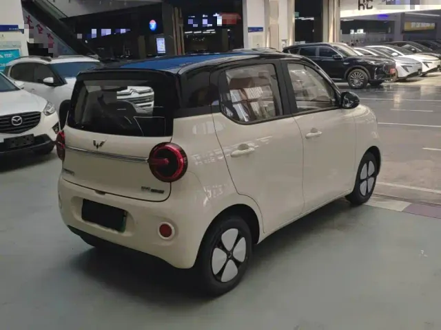 Wuling Hongguang Mini EV — Фото автомобиля 6