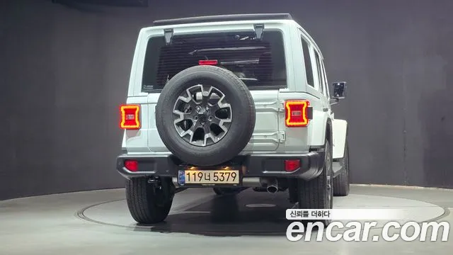 Jeep Wrangler JL — Фото автомобиля 4