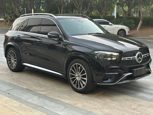 Mercedes-Benz GLE-Class — Фото автомобиля 3