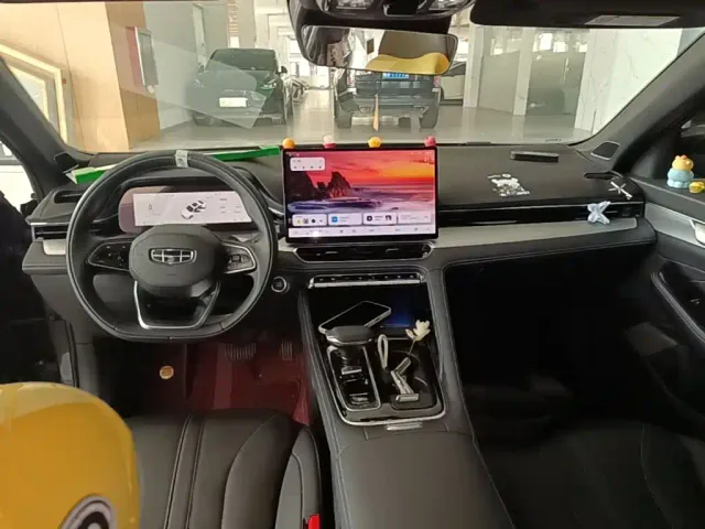 Geely Xingrui — Фото автомобиля 9