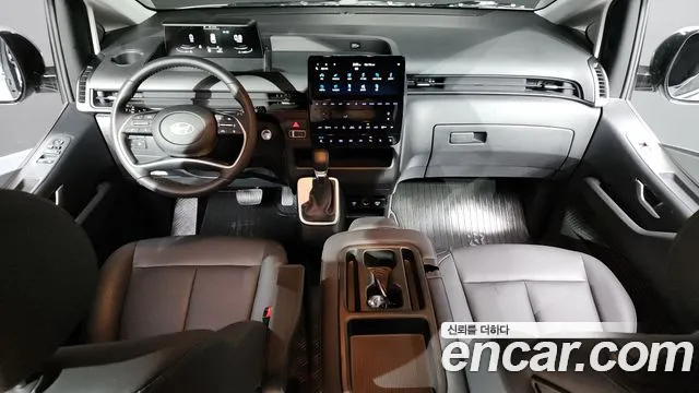 Hyundai Staria Staria Tourer 9 мест — Фото автомобиля 7