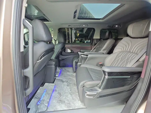 GAC Trumpchi M8 — Фото автомобиля 11