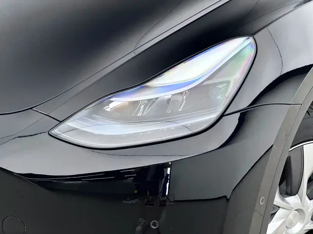 Tesla Model Y 2022 Facelift Rear-Wheel Drive Version — Фото автомобиля 15
