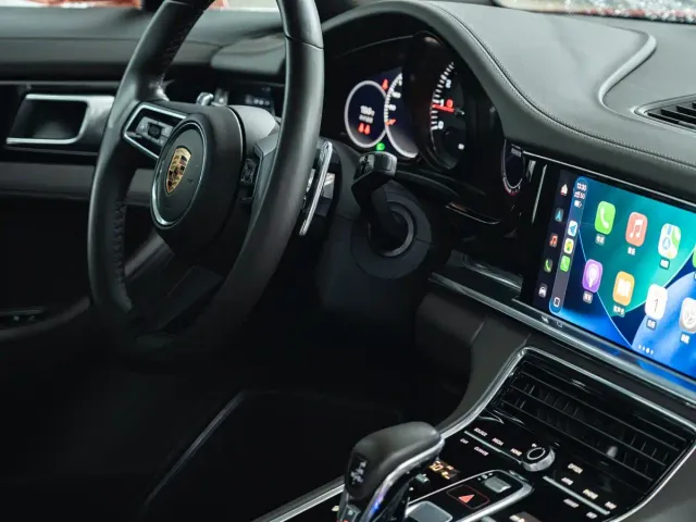 Porsche Panamera — Фото автомобиля 27