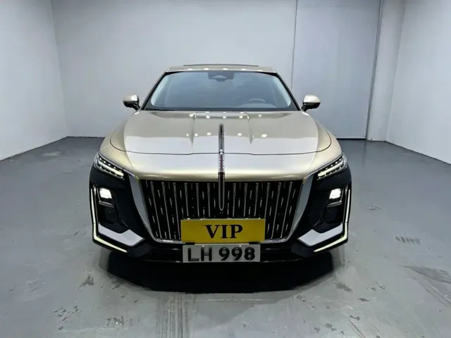 Hongqi H5 — Фото автомобиля 5