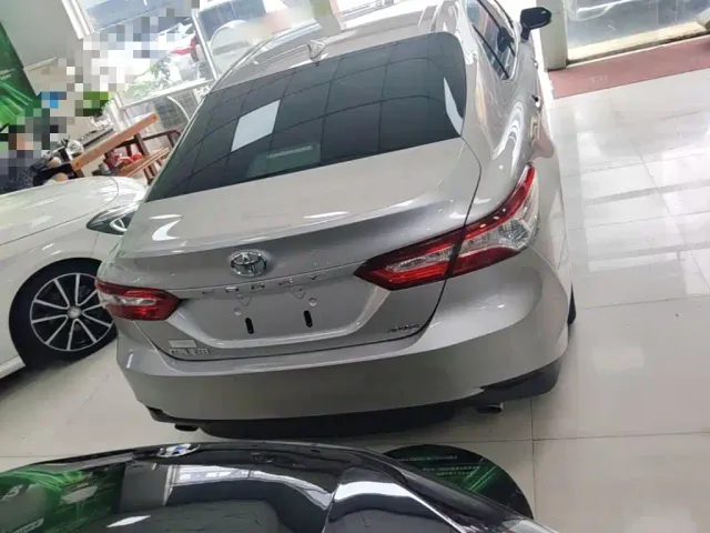 Toyota Camry — Фото автомобиля 5