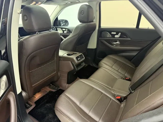 Mercedes-Benz GLE-Class — Фото автомобиля 13