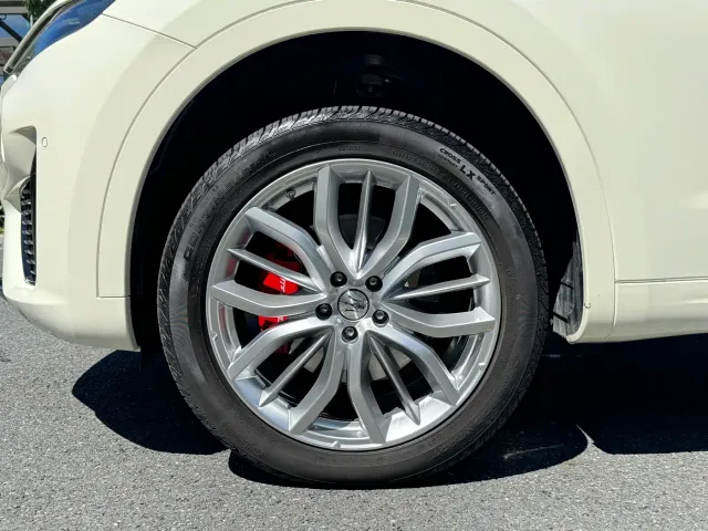 Maserati Levante — Фото автомобиля 13