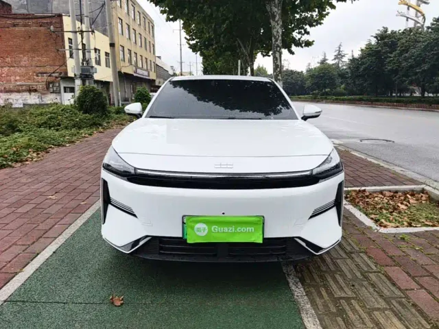 Geely Galaxy L6 — Фото автомобиля 2