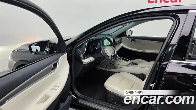 Hyundai Grandeur Новый Grandeur IG — Фото автомобиля 10