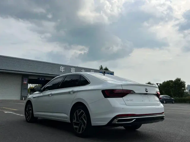 Volkswagen Sagitar — Фото автомобиля 6