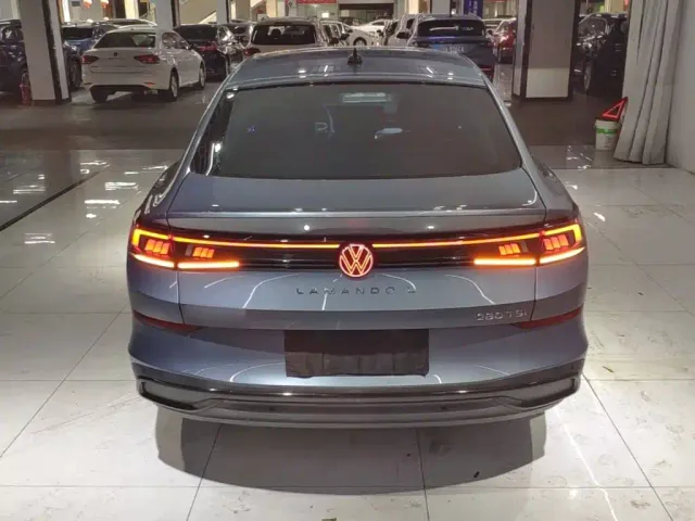 Volkswagen Lamando — Фото автомобиля 5