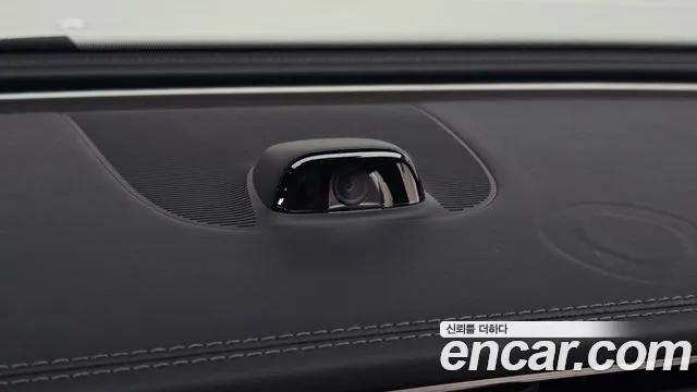 Mercedes-Benz E-Class — Фото автомобиля 30