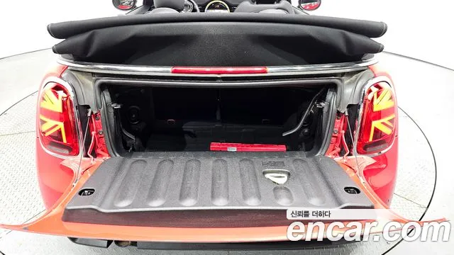 Mini Cooper Convertible — Фото автомобиля 15
