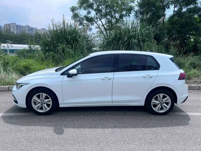 Volkswagen Golf — Фото автомобиля 5