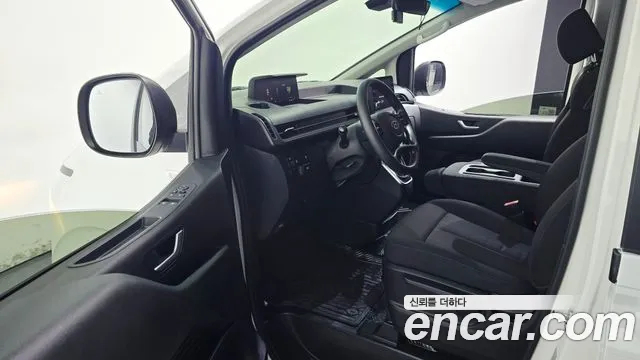 Hyundai Staria — Фото автомобиля 10