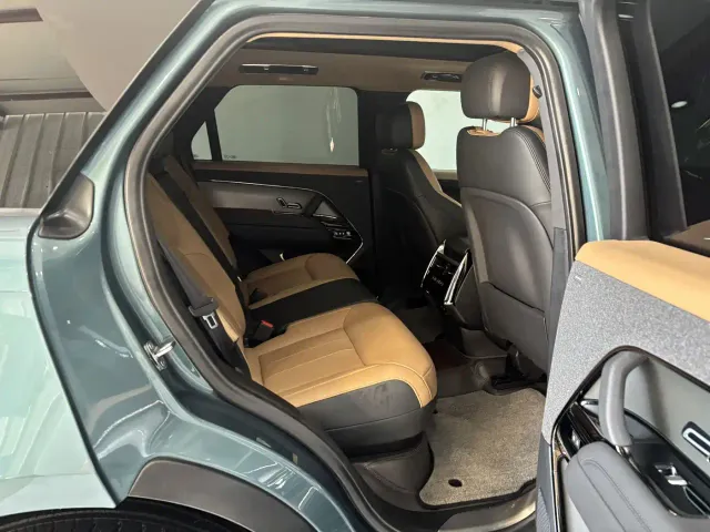Land Rover Range Rover Sport — Фото автомобиля 23