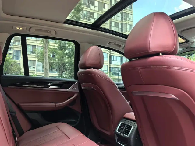 BMW X3 — Фото автомобиля 14