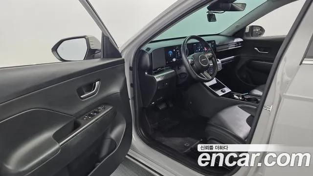 Hyundai Kona SX2 — Фото автомобиля 15