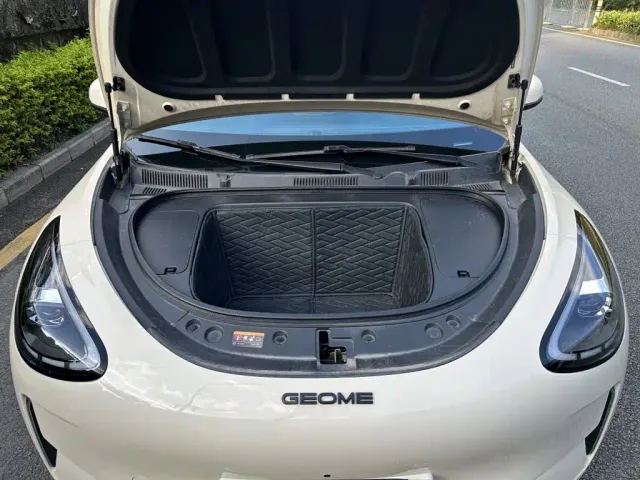Geely Starry Wish — Фото автомобиля 13