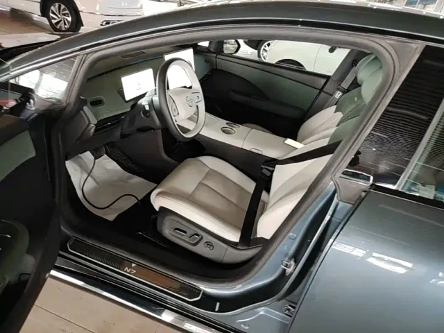 Nissan N7 — Фото автомобиля 14