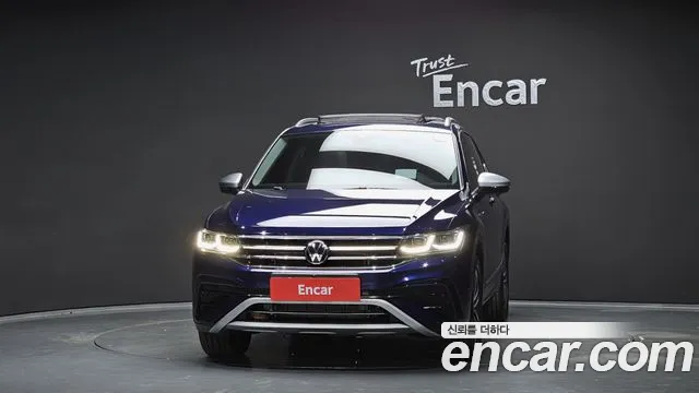 Volkswagen Tiguan — Фото автомобиля 3
