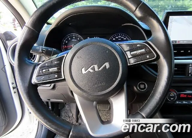 Kia K3 Generation 2 — Фото автомобиля 8