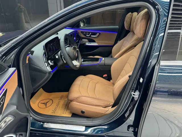 Mercedes-Benz E-Class — Фото автомобиля 10