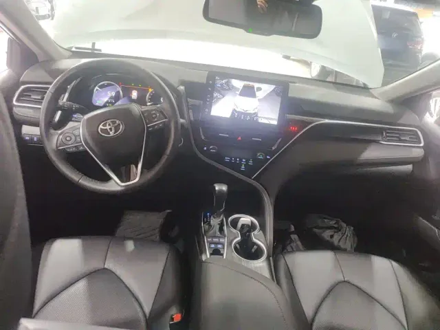Toyota Camry — Фото автомобиля 12