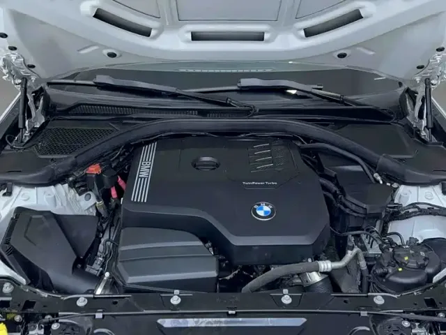 BMW 3 Series — Фото автомобиля 22