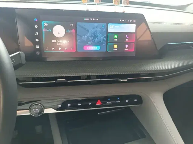 Changan CS75 Plus — Фото автомобиля 12