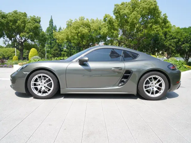 Porsche 718 — Фото автомобиля 3