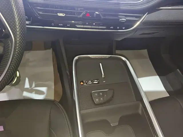 Buick LaCrosse — Фото автомобиля 13