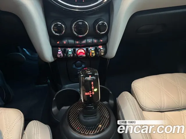 MINI Cooper — Фото автомобиля 8