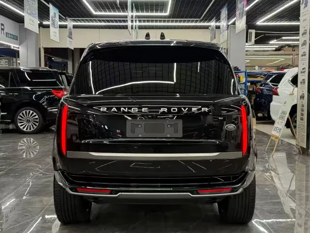 Land Rover Range Rover — Фото автомобиля 8