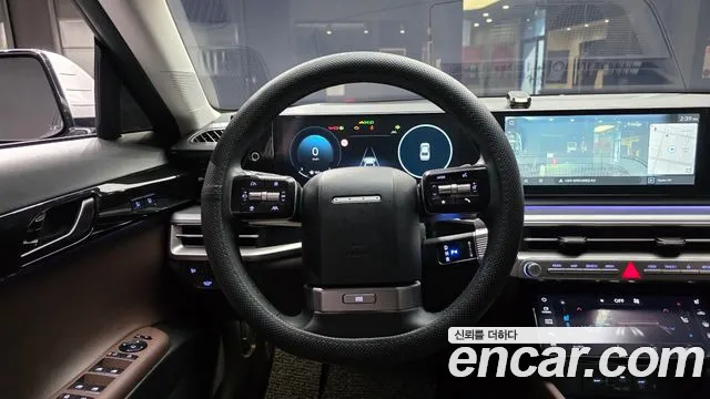 Hyundai Grandeur GN7 — Фото автомобиля 20