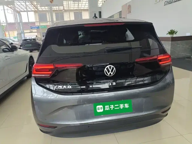Volkswagen ID.3 — Фото автомобиля 5
