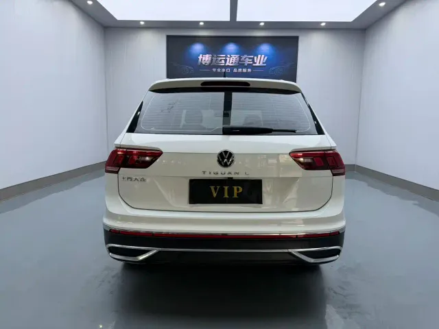 Volkswagen Tiguan L — Фото автомобиля 5
