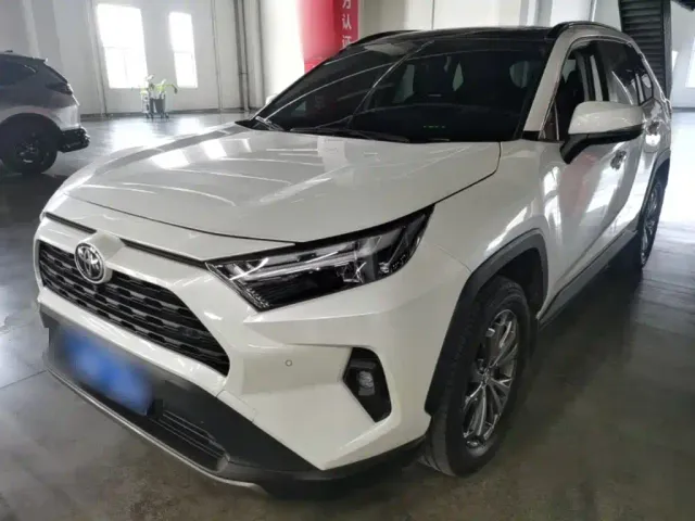 Фотография автомобиля — Toyota RAV4