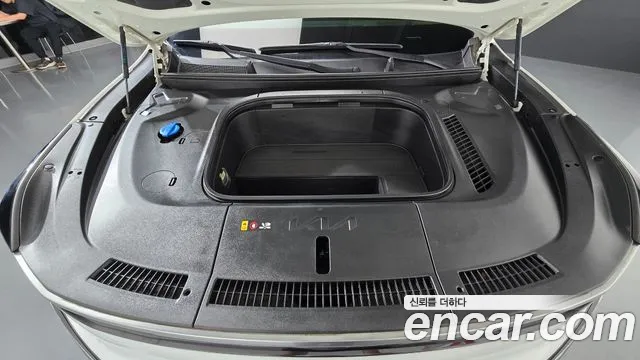 Kia EV9 — Фото автомобиля 6