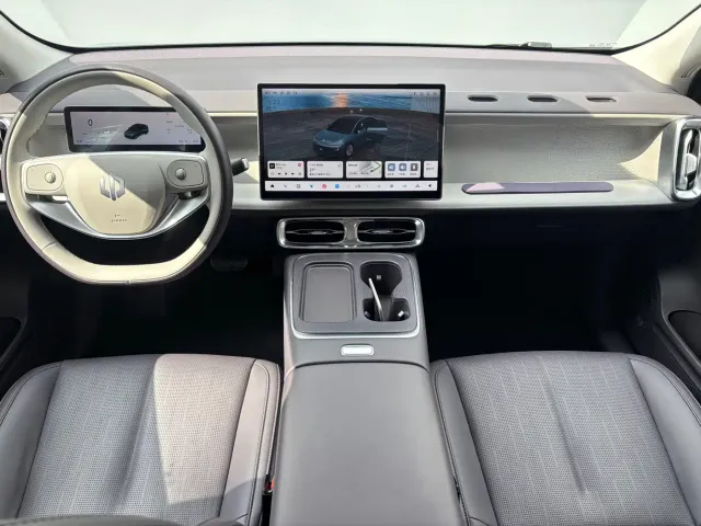 Leapmotor B01 — Фото автомобиля 12