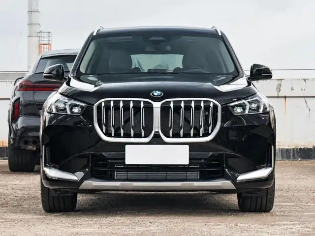 BMW X1 — Фото автомобиля 2