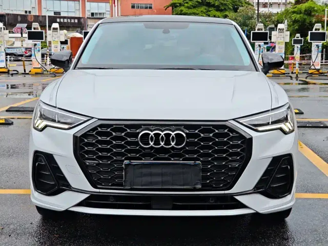 Audi Q3 Sportback — Фото автомобиля 2